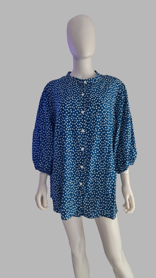 Floral print blouse
